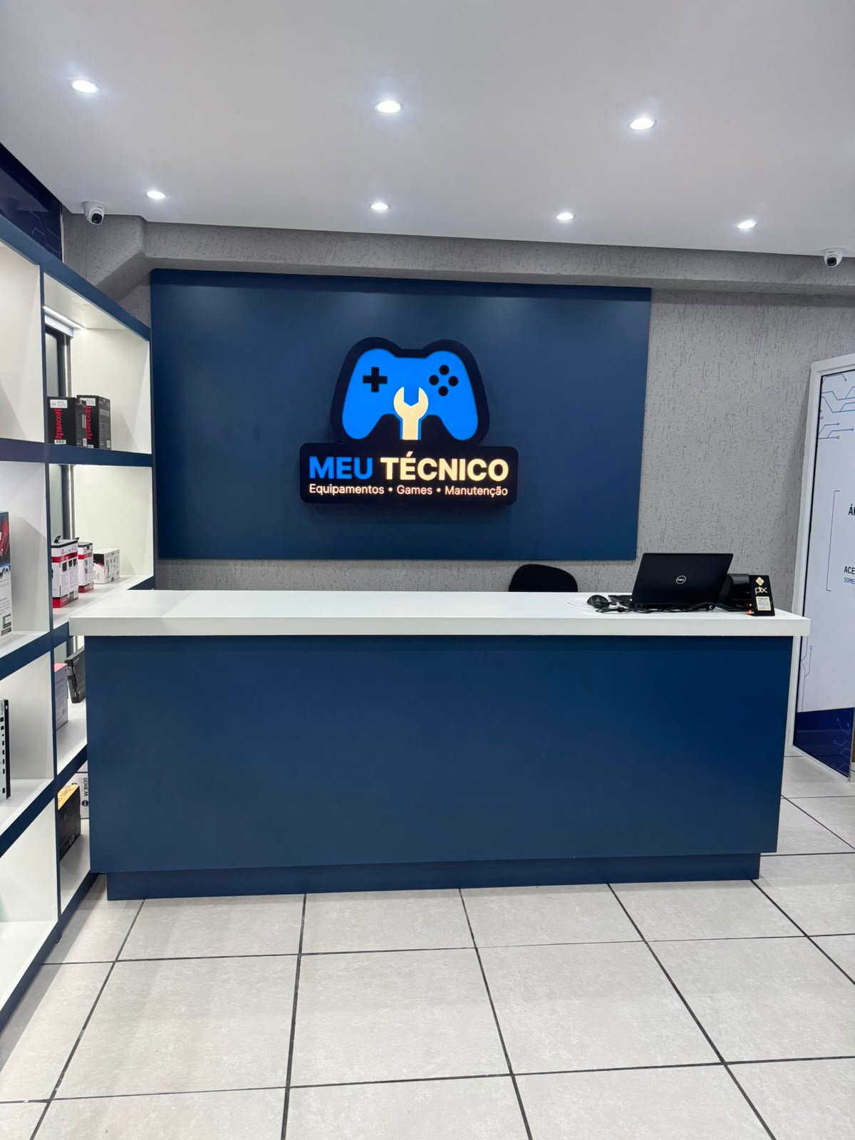 Balcão de atendimento da Meu Técnico Assistência